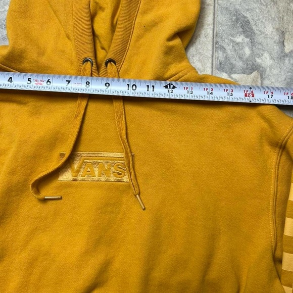 Vans Yellow Cropped Hoodie ☀️ Size M | Trendy Streetwear Must-Have - Picture 3 of 4